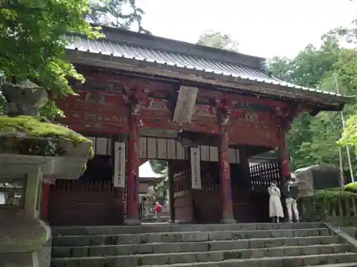 北口本宮冨士浅間神社の山門・神門