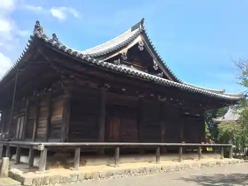 道成寺の本殿・本堂