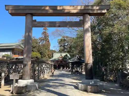 越ヶ谷久伊豆神社の鳥居