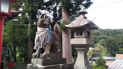 巽山稲荷神社の狛犬