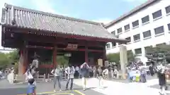 護国寺の山門