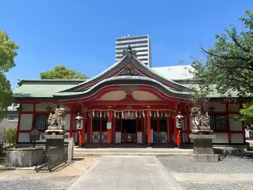 玉造稲荷神社の本殿