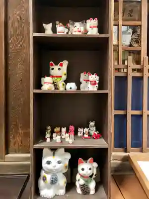 三光稲荷神社の狛犬