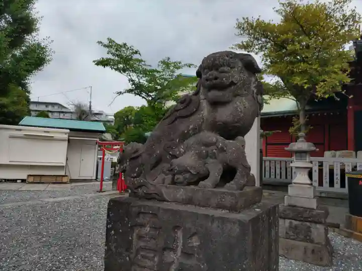 (芝生)浅間神社の狛犬