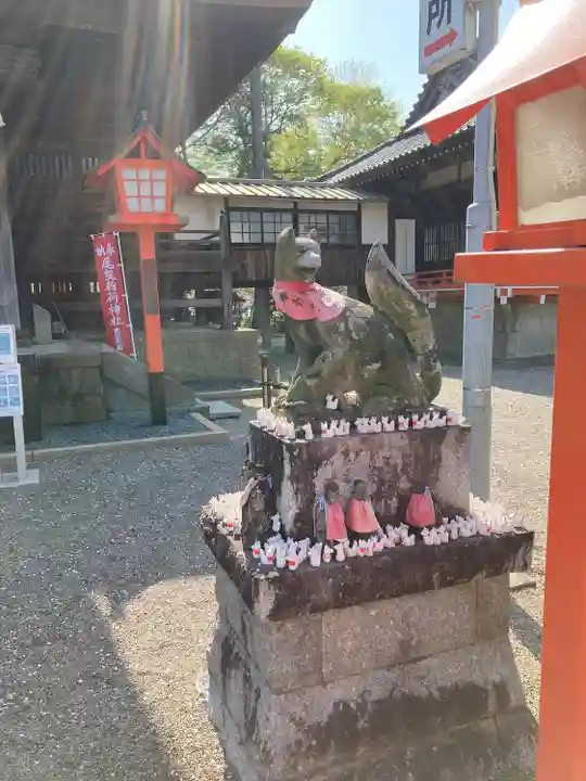 尾曳稲荷神社の狛犬