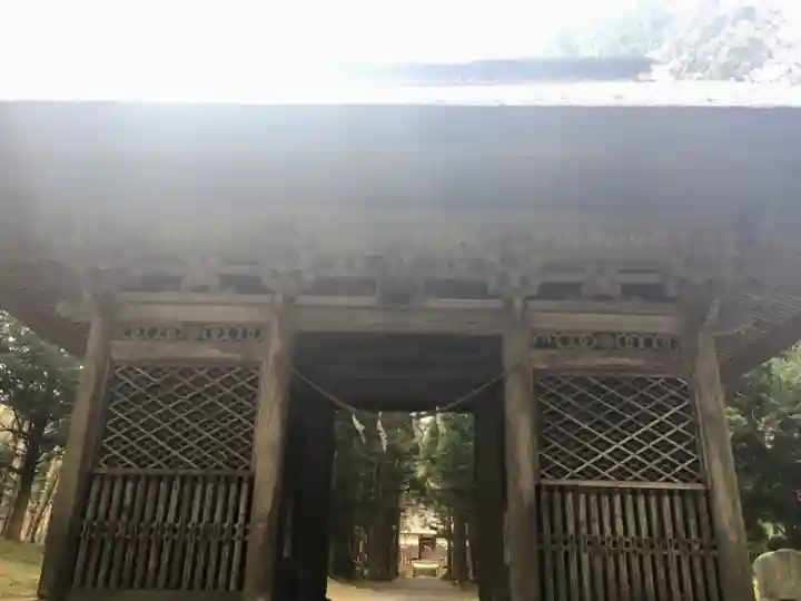 早池峰神社の山門・神門