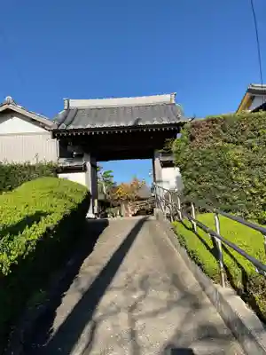 一心寺・一心禅寺の山門・神門