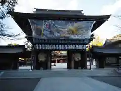 寒川神社の山門