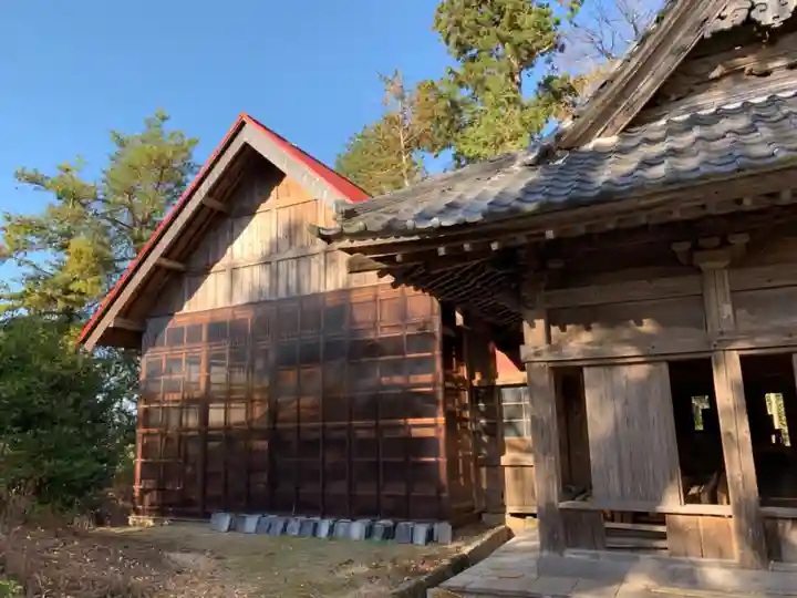 上諏訪神社の本殿・本堂