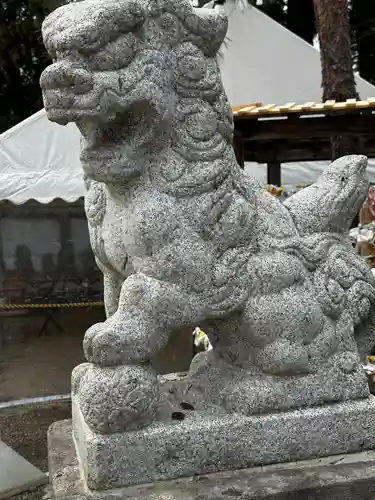 二柱神社の狛犬