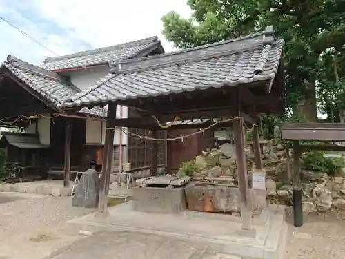 手力雄神社の手水