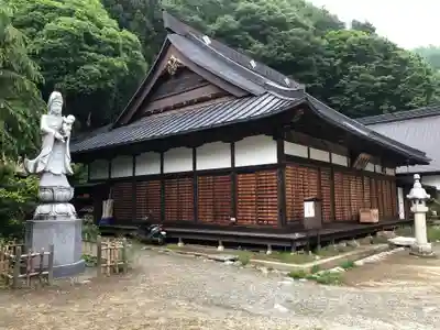 栖雲寺の本殿・本堂