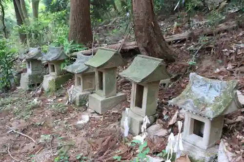 見渡神社の末社