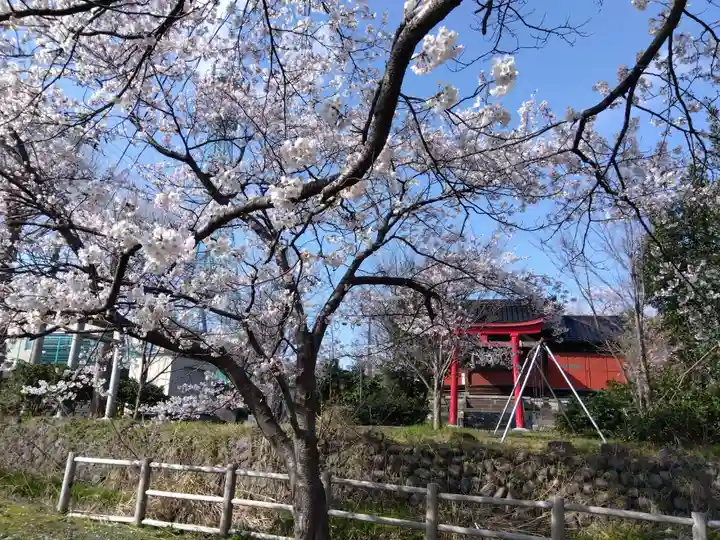乙吉稲荷神社(新潟県)