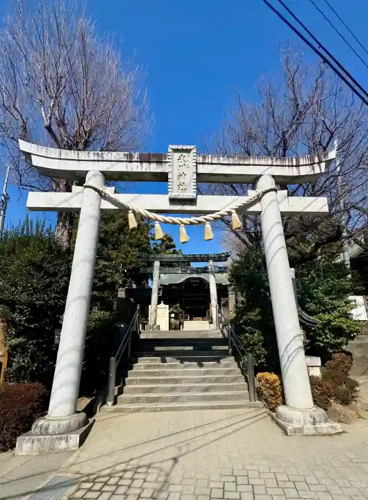 鳩ヶ谷氷川神社の{uncategorized: "未分類", other: "その他", undefined: "問題あり", building: "その他建物", grave: "お墓", sacred_gate: "鳥居", guardian: "狛犬", statue: "像", buddha: "仏像", history: "歴史", nature: "自然", garden: "庭園", animal: "動物", pagoda: "塔", temizu: "手水舎", mountain_gate: "山門・神門", sanctuary: "本殿・本堂", subordinate: "末社・摂社", art: "芸術", scenery: "景色", jizo: "地蔵", ema: "絵馬", goshuin: "御朱印", omikuji: "おみくじ", items: "授与品その他", amulet: "お守り", goshuincho: "御朱印帳", eats: "食事", festival: "お祭り", votive_dance: "神楽", shichigosan: "七五三参", wedding: "結婚式", experience: "体験その他", initially: "初詣", around: "周辺", anti_infection: "感染症対策"}