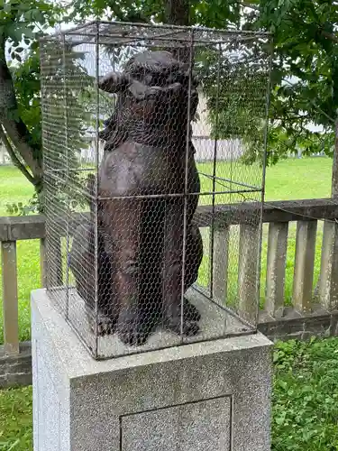 鳥取神社の狛犬