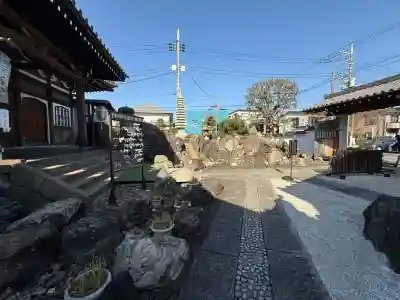 曹禅寺の{uncategorized: "未分類", other: "その他", undefined: "問題あり", building: "その他建物", grave: "お墓", sacred_gate: "鳥居", guardian: "狛犬", statue: "像", buddha: "仏像", history: "歴史", nature: "自然", garden: "庭園", animal: "動物", pagoda: "塔", temizu: "手水舎", mountain_gate: "山門・神門", sanctuary: "本殿・本堂", subordinate: "末社・摂社", art: "芸術", scenery: "景色", jizo: "地蔵", ema: "絵馬", goshuin: "御朱印", omikuji: "おみくじ", items: "授与品その他", amulet: "お守り", goshuincho: "御朱印帳", eats: "食事", festival: "お祭り", votive_dance: "神楽", shichigosan: "七五三参", wedding: "結婚式", experience: "体験その他", initially: "初詣", around: "周辺", anti_infection: "感染症対策"}