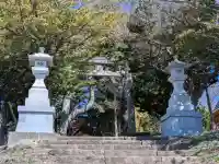 神山稲荷神社の{uncategorized: "未分類", other: "その他", undefined: "問題あり", building: "その他建物", grave: "お墓", sacred_gate: "鳥居", guardian: "狛犬", statue: "像", buddha: "仏像", history: "歴史", nature: "自然", garden: "庭園", animal: "動物", pagoda: "塔", temizu: "手水舎", mountain_gate: "山門・神門", sanctuary: "本殿・本堂", subordinate: "末社・摂社", art: "芸術", scenery: "景色", jizo: "地蔵", ema: "絵馬", goshuin: "御朱印", omikuji: "おみくじ", items: "授与品その他", amulet: "お守り", goshuincho: "御朱印帳", eats: "食事", festival: "お祭り", votive_dance: "神楽", shichigosan: "七五三参", wedding: "結婚式", experience: "体験その他", initially: "初詣", around: "周辺", anti_infection: "感染症対策"}