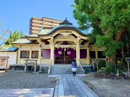 白山神社の本殿・本堂