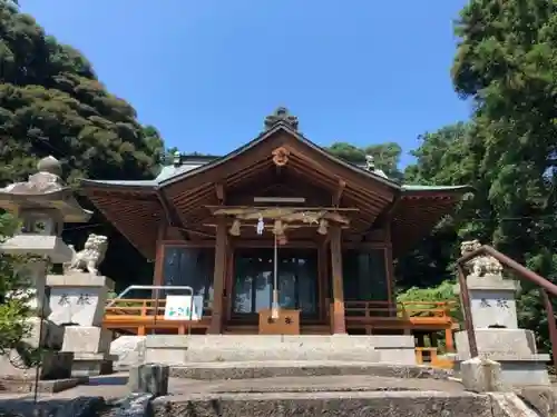 沼八幡神社の本殿・本堂