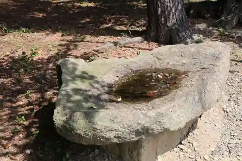 麓山神社の手水