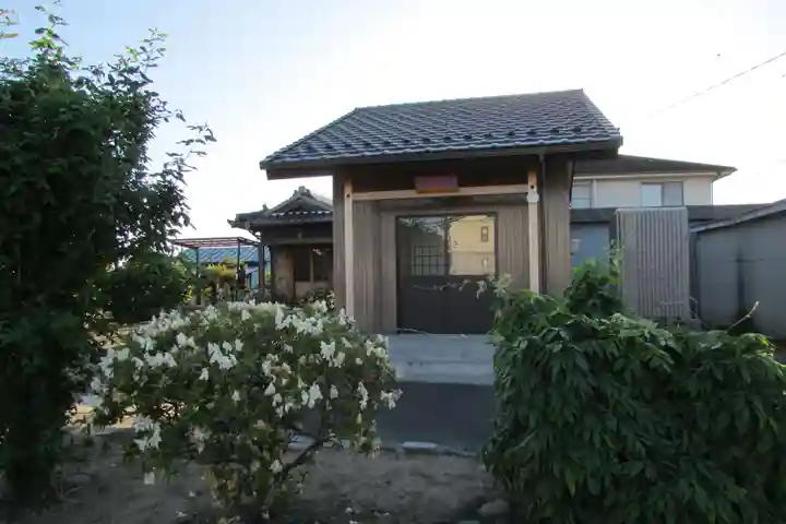 源正寺の本殿・本堂