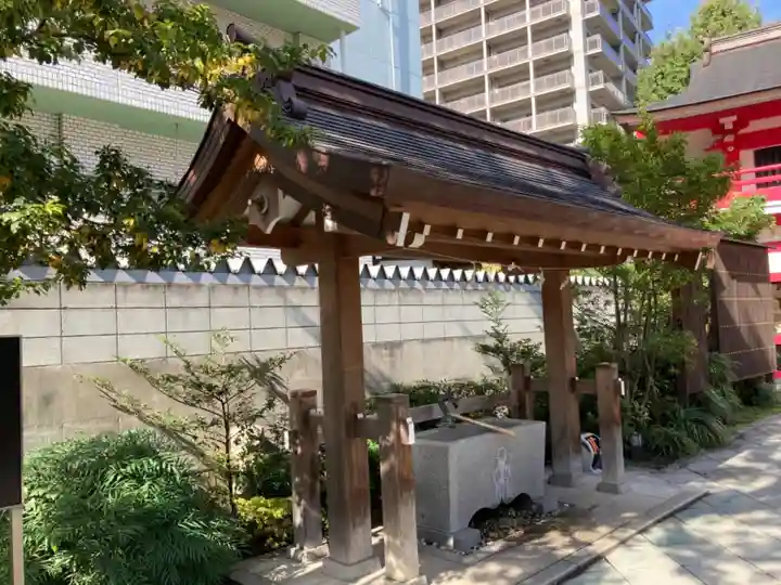 成子天神社の手水舎