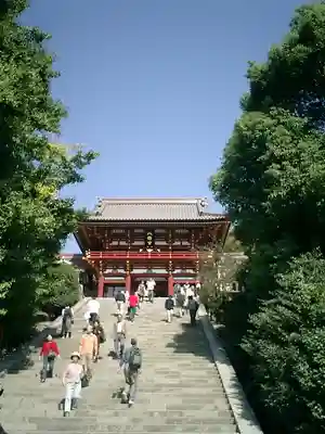 鶴岡八幡宮の山門・神門