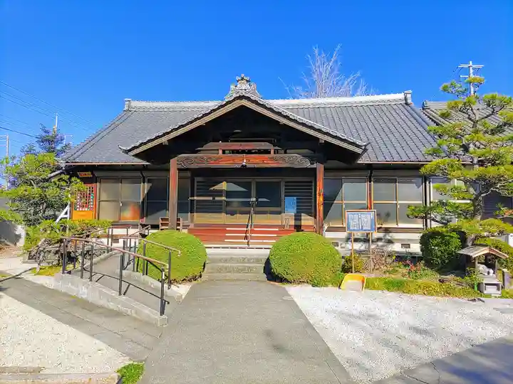 平田寺の本殿・本堂