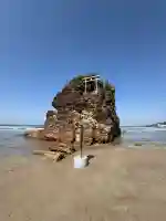 稲佐の浜 弁天島(島根県)