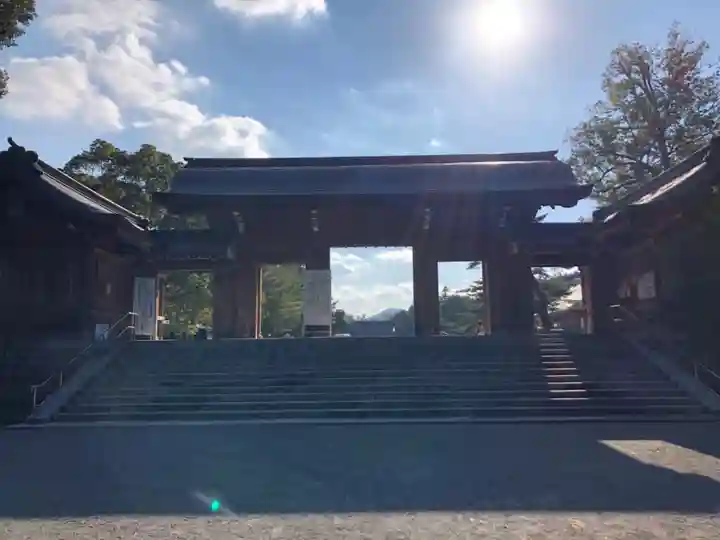 橿原神宮の山門・神門