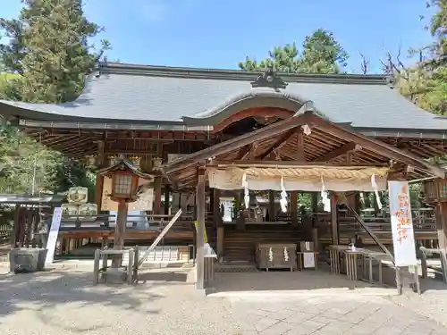 大和神社の本殿