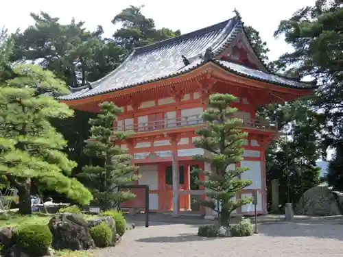 道成寺の山門