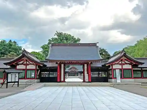 北海道護國神社の山門