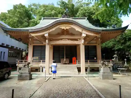 奈良尾神社の本殿