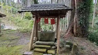 御嶽神社の手水舎