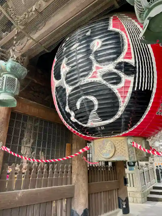 成田山新勝寺の{uncategorized: "未分類", other: "その他", undefined: "問題あり", building: "その他建物", grave: "お墓", sacred_gate: "鳥居", guardian: "狛犬", statue: "像", buddha: "仏像", history: "歴史", nature: "自然", garden: "庭園", animal: "動物", pagoda: "塔", temizu: "手水舎", mountain_gate: "山門・神門", sanctuary: "本殿・本堂", subordinate: "末社・摂社", art: "芸術", scenery: "景色", jizo: "地蔵", ema: "絵馬", goshuin: "御朱印", omikuji: "おみくじ", items: "授与品その他", amulet: "お守り", goshuincho: "御朱印帳", eats: "食事", festival: "お祭り", votive_dance: "神楽", shichigosan: "七五三参", wedding: "結婚式", experience: "体験その他", initially: "初詣", around: "周辺", anti_infection: "感染症対策"}