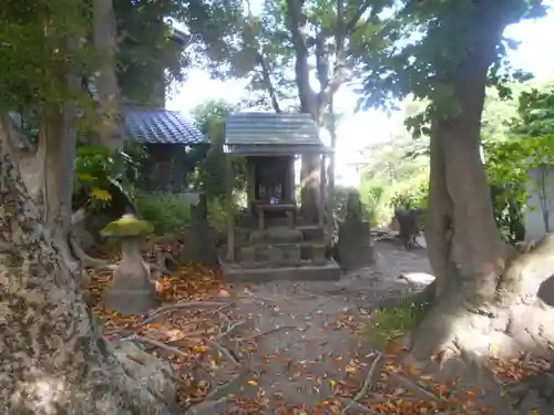 高砂稲荷神社の周辺