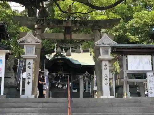 津田八幡神社の鳥居