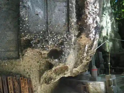 宝珠山 立石寺の{uncategorized: "未分類", other: "その他", undefined: "問題あり", building: "その他建物", grave: "お墓", sacred_gate: "鳥居", guardian: "狛犬", statue: "像", buddha: "仏像", history: "歴史", nature: "自然", garden: "庭園", animal: "動物", pagoda: "塔", temizu: "手水舎", mountain_gate: "山門・神門", sanctuary: "本殿・本堂", subordinate: "末社・摂社", art: "芸術", scenery: "景色", jizo: "地蔵", ema: "絵馬", goshuin: "御朱印", omikuji: "おみくじ", items: "授与品その他", amulet: "お守り", goshuincho: "御朱印帳", eats: "食事", festival: "お祭り", votive_dance: "神楽", shichigosan: "七五三参", wedding: "結婚式", experience: "体験その他", initially: "初詣", around: "周辺", anti_infection: "感染症対策"}