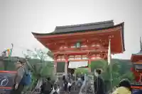 清水寺の{uncategorized: "未分類", other: "その他", undefined: "問題あり", building: "その他建物", grave: "お墓", sacred_gate: "鳥居", guardian: "狛犬", statue: "像", buddha: "仏像", history: "歴史", nature: "自然", garden: "庭園", animal: "動物", pagoda: "塔", temizu: "手水舎", mountain_gate: "山門・神門", sanctuary: "本殿・本堂", subordinate: "末社・摂社", art: "芸術", scenery: "景色", jizo: "地蔵", ema: "絵馬", goshuin: "御朱印", omikuji: "おみくじ", items: "授与品その他", amulet: "お守り", goshuincho: "御朱印帳", eats: "食事", festival: "お祭り", votive_dance: "神楽", shichigosan: "七五三参", wedding: "結婚式", experience: "体験その他", initially: "初詣", around: "周辺", anti_infection: "感染症対策"}