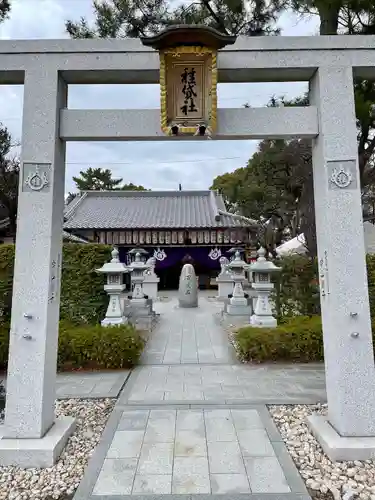 種貸社（住吉大社末社）の鳥居