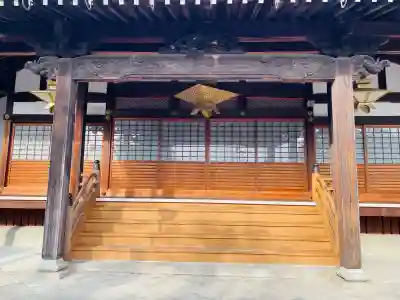 慶円寺の{uncategorized: "未分類", other: "その他", undefined: "問題あり", building: "その他建物", grave: "お墓", sacred_gate: "鳥居", guardian: "狛犬", statue: "像", buddha: "仏像", history: "歴史", nature: "自然", garden: "庭園", animal: "動物", pagoda: "塔", temizu: "手水舎", mountain_gate: "山門・神門", sanctuary: "本殿・本堂", subordinate: "末社・摂社", art: "芸術", scenery: "景色", jizo: "地蔵", ema: "絵馬", goshuin: "御朱印", omikuji: "おみくじ", items: "授与品その他", amulet: "お守り", goshuincho: "御朱印帳", eats: "食事", festival: "お祭り", votive_dance: "神楽", shichigosan: "七五三参", wedding: "結婚式", experience: "体験その他", initially: "初詣", around: "周辺", anti_infection: "感染症対策"}