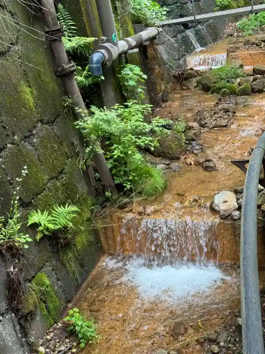 伊香保神社の{uncategorized: "未分類", other: "その他", undefined: "問題あり", building: "その他建物", grave: "お墓", sacred_gate: "鳥居", guardian: "狛犬", statue: "像", buddha: "仏像", history: "歴史", nature: "自然", garden: "庭園", animal: "動物", pagoda: "塔", temizu: "手水舎", mountain_gate: "山門・神門", sanctuary: "本殿・本堂", subordinate: "末社・摂社", art: "芸術", scenery: "景色", jizo: "地蔵", ema: "絵馬", goshuin: "御朱印", omikuji: "おみくじ", items: "授与品その他", amulet: "お守り", goshuincho: "御朱印帳", eats: "食事", festival: "お祭り", votive_dance: "神楽", shichigosan: "七五三参", wedding: "結婚式", experience: "体験その他", initially: "初詣", around: "周辺", anti_infection: "感染症対策"}