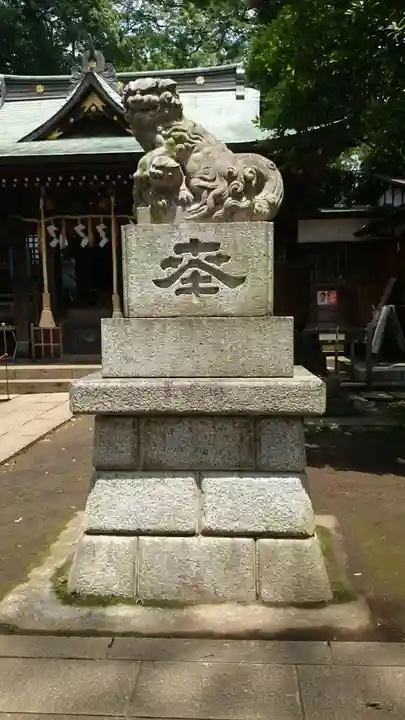 八雲氷川神社の狛犬