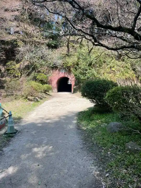 太宰府天満宮の{uncategorized: "未分類", other: "その他", undefined: "問題あり", building: "その他建物", grave: "お墓", sacred_gate: "鳥居", guardian: "狛犬", statue: "像", buddha: "仏像", history: "歴史", nature: "自然", garden: "庭園", animal: "動物", pagoda: "塔", temizu: "手水舎", mountain_gate: "山門・神門", sanctuary: "本殿・本堂", subordinate: "末社・摂社", art: "芸術", scenery: "景色", jizo: "地蔵", ema: "絵馬", goshuin: "御朱印", omikuji: "おみくじ", items: "授与品その他", amulet: "お守り", goshuincho: "御朱印帳", eats: "食事", festival: "お祭り", votive_dance: "神楽", shichigosan: "七五三参", wedding: "結婚式", experience: "体験その他", initially: "初詣", around: "周辺", anti_infection: "感染症対策"}