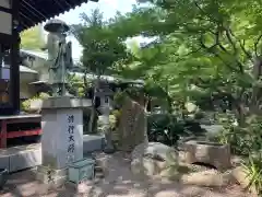 極楽寺の像