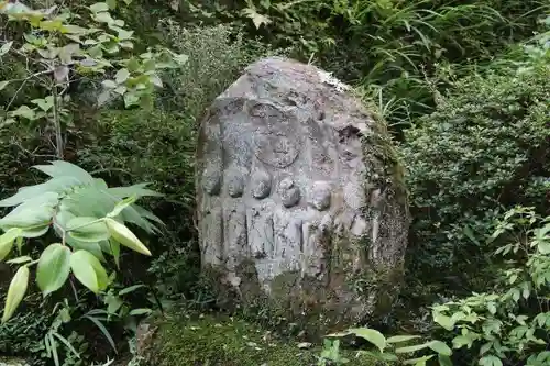 秩父札所三十二番　法性寺の地蔵