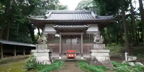 諏訪神社の本殿・本堂