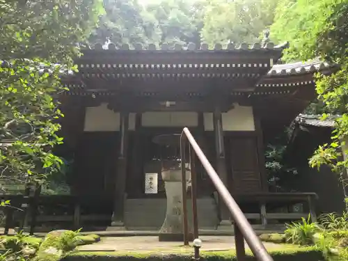 萬福寺の本殿